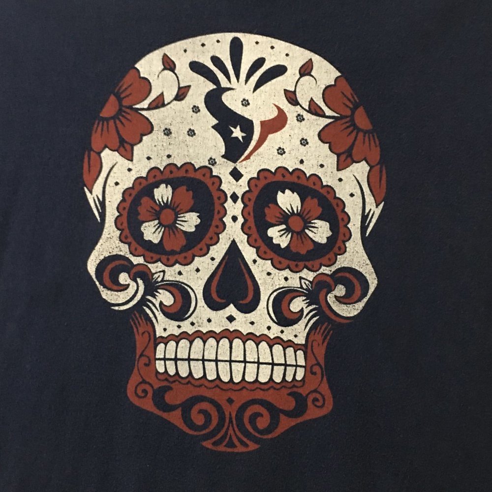 $7 or 2/$10 tshirt sale: Houston Texans NFL sugar skull t-shirt sz large